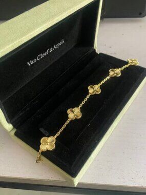 Van Cleef & Arpels  Bracelet